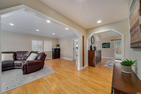 6155 Tamara Ln, Windsor, CA 95492 photo 6