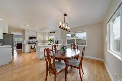 6155 Tamara Ln, Windsor, CA 95492 photo 14