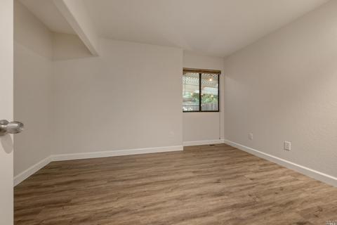 9328 Jessica Dr, Windsor, CA 95492 photo 16