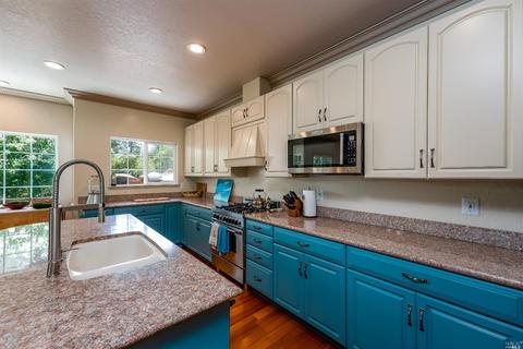 1659 Madrone Dr, Ukiah, CA 95482 photo 12