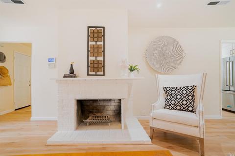 2371 Beach St, Napa, CA 94558 photo 11