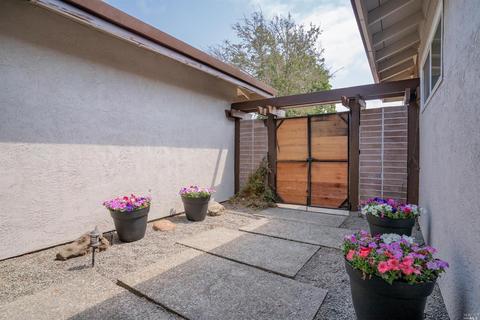 2371 Beach St, Napa, CA 94558 photo 8