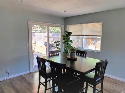 137 Longview Dr, Vacaville, CA 95687 photo 6
