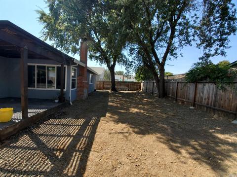 137 Longview Dr, Vacaville, CA 95687 photo 14