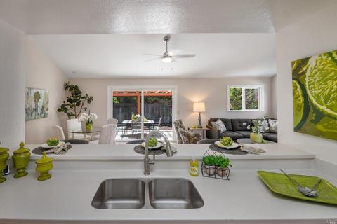 472 Eileen Dr, Sebastopol, CA 95472 photo 11