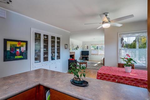 101 Davis Ave, Napa, CA 94559 photo 9