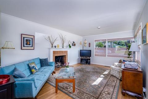 101 Davis Ave, Napa, CA 94559 photo 7