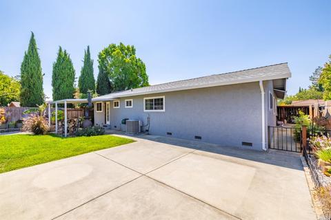 310 Daphne Dr, Fairfield, CA 94533 photo 24