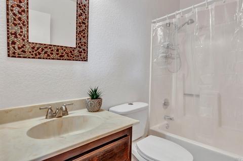 106 Doral Ct, Vallejo, CA 94591 photo 24