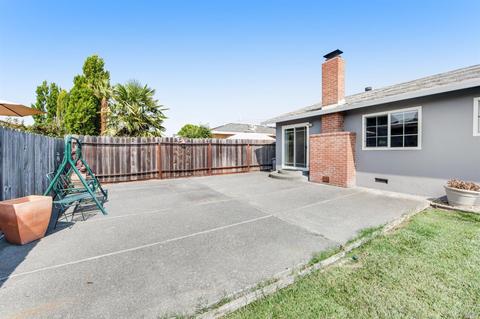 45 Carleton Dr, Petaluma, CA 94952 photo 28