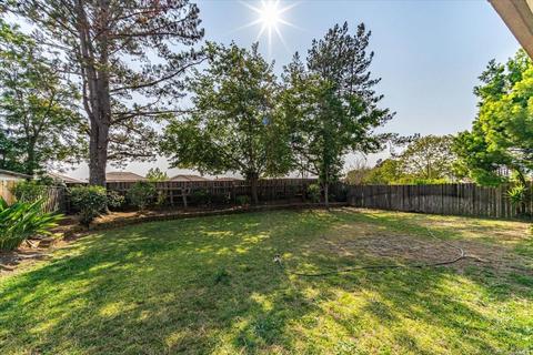 419 Brunswick Dr, Vallejo, CA 94591 photo 2