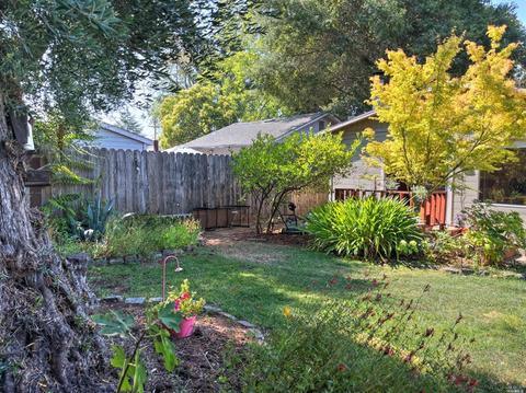 17568 Johnson Ave, Sonoma, CA 95476 photo 4