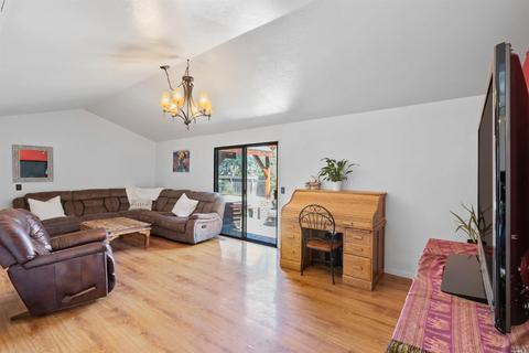 967 Springfield Ct, Windsor, CA 95492 photo 9