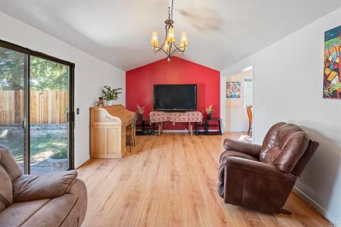 967 Springfield Ct, Windsor, CA 95492 photo 10
