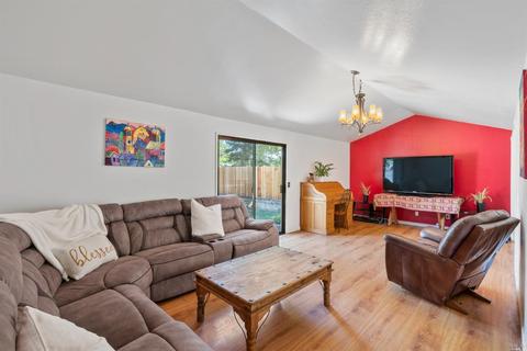 967 Springfield Ct, Windsor, CA 95492 photo 11