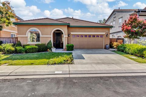 824 Hampton St, Vacaville, CA 95687 photo 1