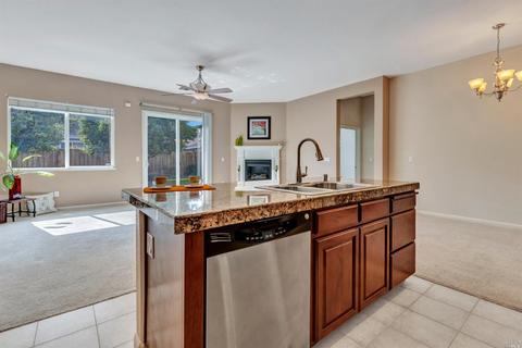 824 Hampton St, Vacaville, CA 95687 photo 14