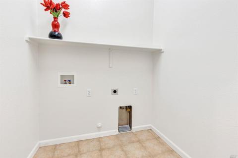 824 Hampton St, Vacaville, CA 95687 photo 28