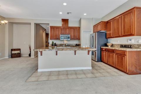 824 Hampton St, Vacaville, CA 95687 photo 8