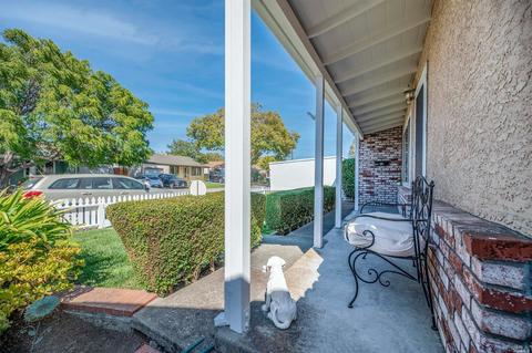2109 Teakwood St, Vallejo, CA 94591 photo 3