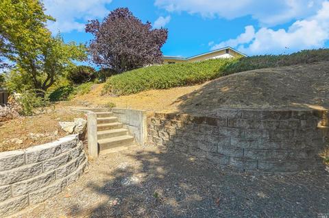 120 Louise Ct, Vallejo, CA 94590 photo 18