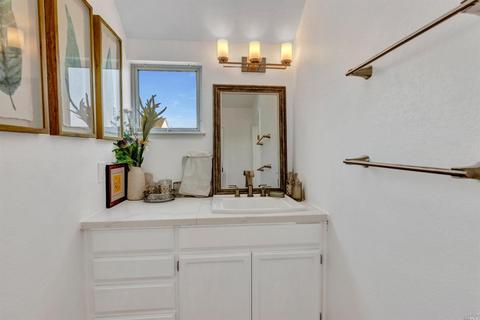 406 Jade Cir, Vallejo, CA 94590 photo 35