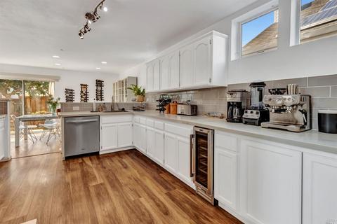 406 Jade Cir, Vallejo, CA 94590 photo 14