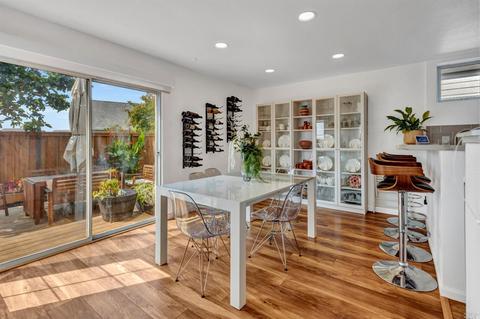 406 Jade Cir, Vallejo, CA 94590 photo 9