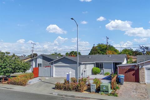 400 Echo Summit Rd, Vallejo, CA 94589 photo 2
