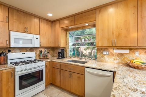 309 La Quinta Dr, Windsor, CA 95492 photo 14