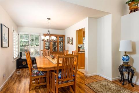 309 La Quinta Dr, Windsor, CA 95492 photo 9