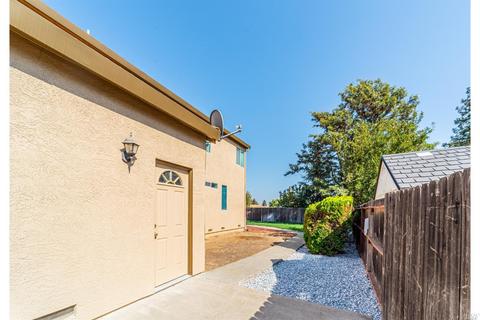 281 Bantry Dr, Vacaville, CA 95688 photo 5