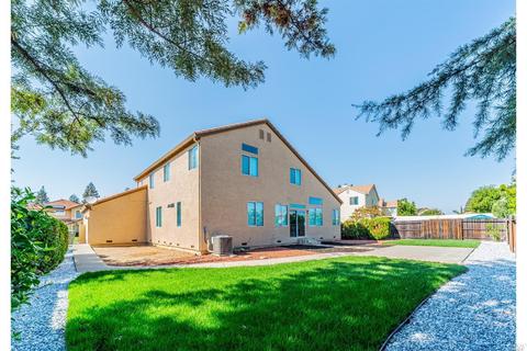 281 Bantry Dr, Vacaville, CA 95688 photo 6
