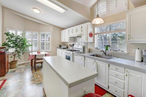 240 E 7 Flags Cir, Sonoma, CA 95476 photo 8