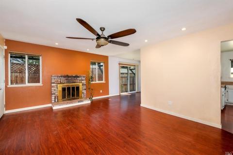 139 Cherie Way, Santa Rosa, CA 95407 photo 3