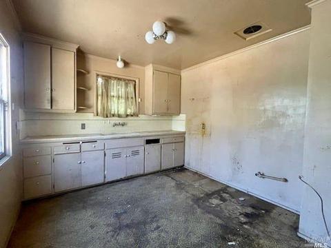 1256 Arkansas St, Vallejo, CA 94590 photo 8