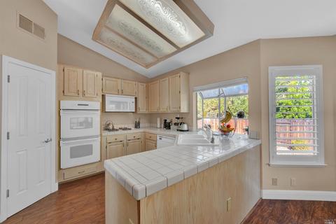 481 Wrentham Dr, Vacaville, CA 95688 photo 15