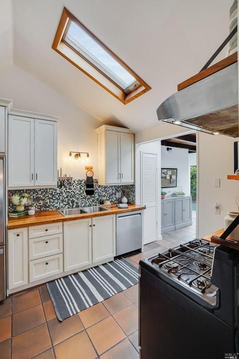 105 E Strawberry Dr, Mill Valley, CA 94941 photo 15
