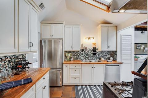 105 E Strawberry Dr, Mill Valley, CA 94941 photo 13
