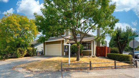 900 Pulteney Pl, Windsor, CA 95492 photo 1