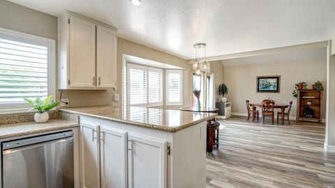 900 Pulteney Pl, Windsor, CA 95492 photo 8