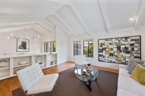 643 Oak Ln, Sonoma, CA 95476 photo 3