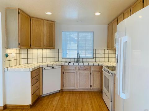 211 Salt Point Ct #5, Vallejo, CA 94591 photo 15