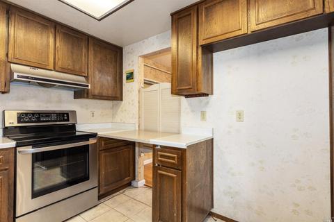 1375 Oakwood Ave, Vallejo, CA 94591 photo 11