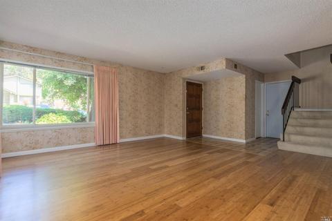 1375 Oakwood Ave, Vallejo, CA 94591 photo 7