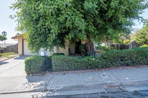 1375 Oakwood Ave, Vallejo, CA 94591 photo 3