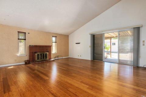 1375 Oakwood Ave, Vallejo, CA 94591 photo 15