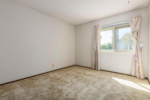 1375 Oakwood Ave, Vallejo, CA 94591 photo 24