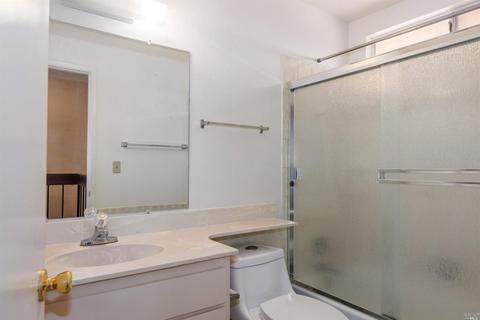 1375 Oakwood Ave, Vallejo, CA 94591 photo 27