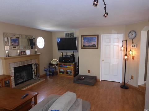 7045 Edinburgh Ct, Windsor, CA 95492 photo 7